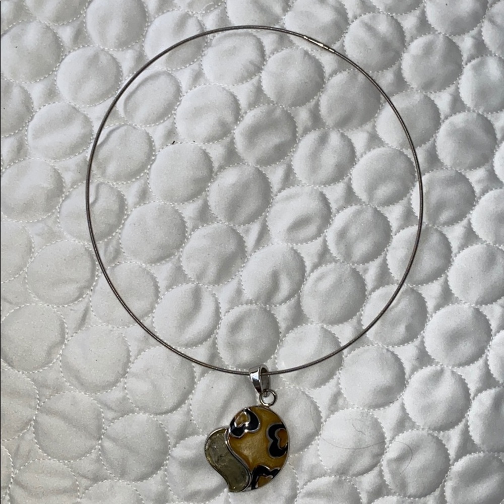 Women Silver heart shaped Necklace with flower shape charm